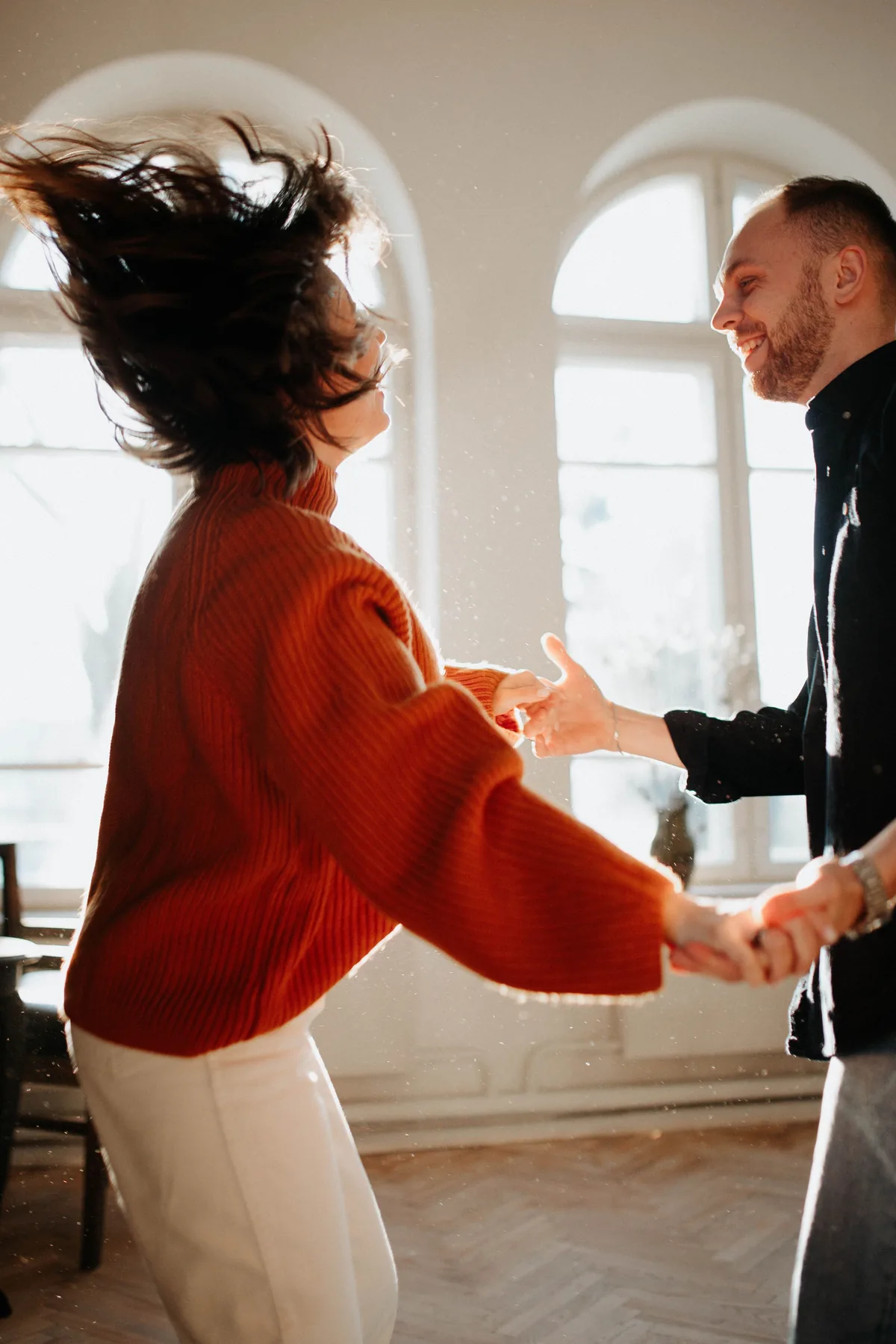 Persone che valutano una richiesta da neoassunto